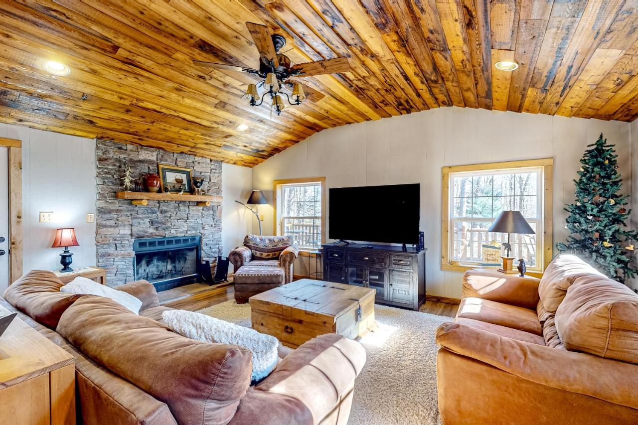 Pine Woods Cabin McHenry Esterno foto
