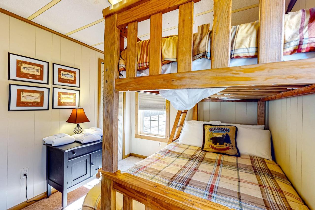 Pine Woods Cabin McHenry Esterno foto